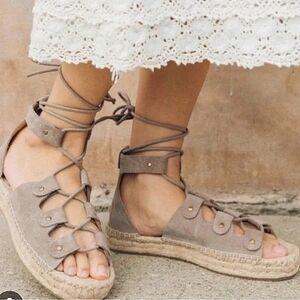 Soludos Sedona Ghillie Espadrille Sandal in Taupe, Size 8